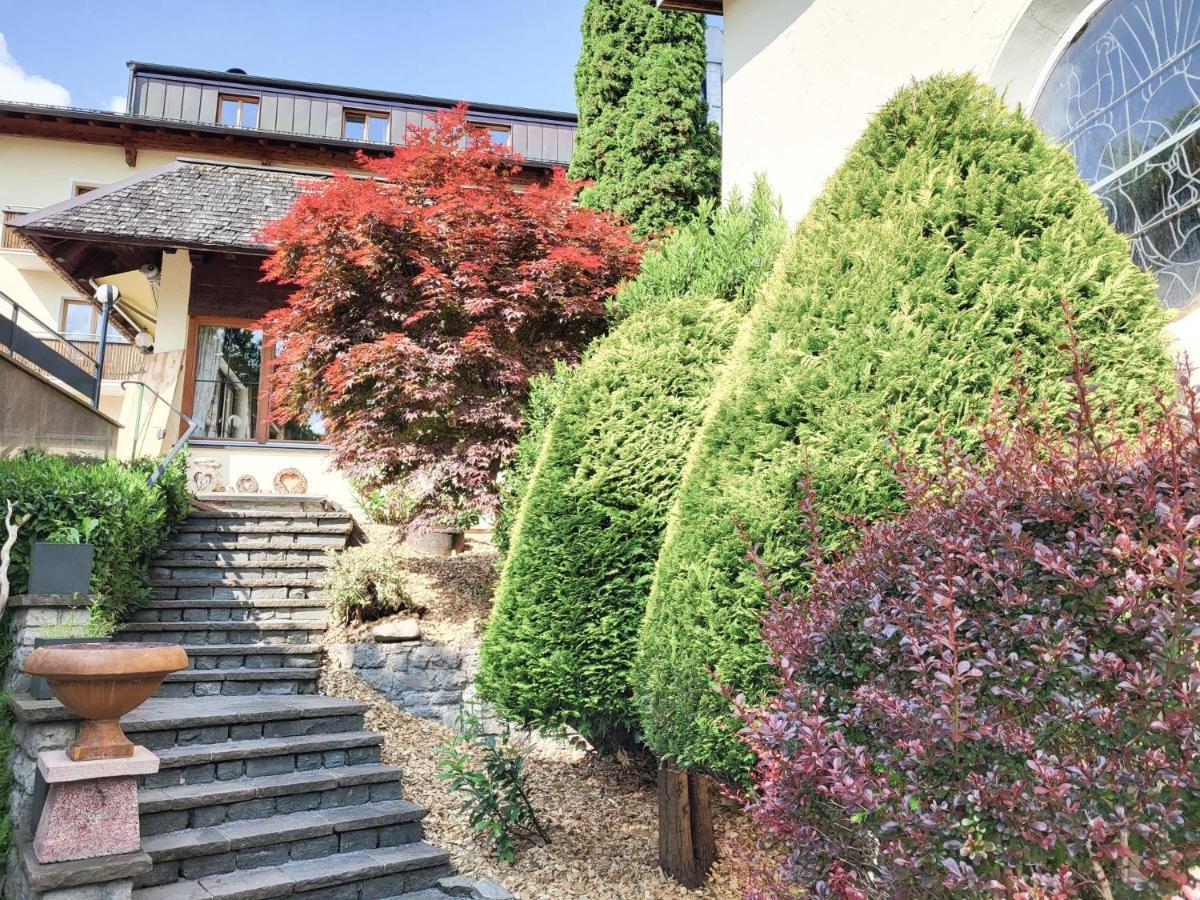 Wanderhotel Garni Cresta Schruns Dış mekan fotoğraf