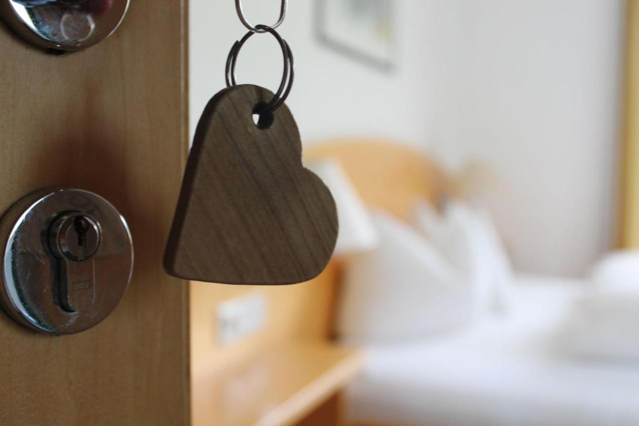 Wanderhotel Garni Cresta Schruns Dış mekan fotoğraf